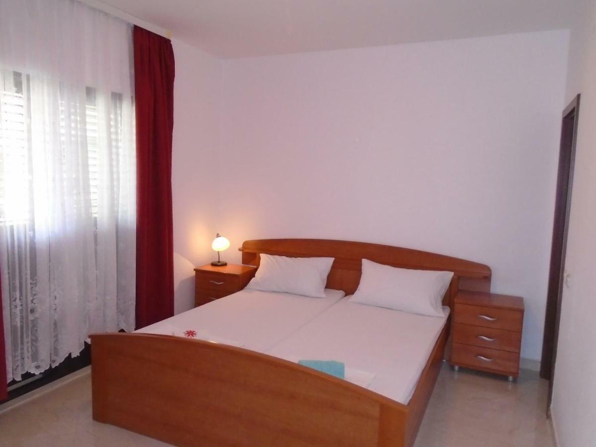 Apartments Sveti Anton Orebić Extérieur photo