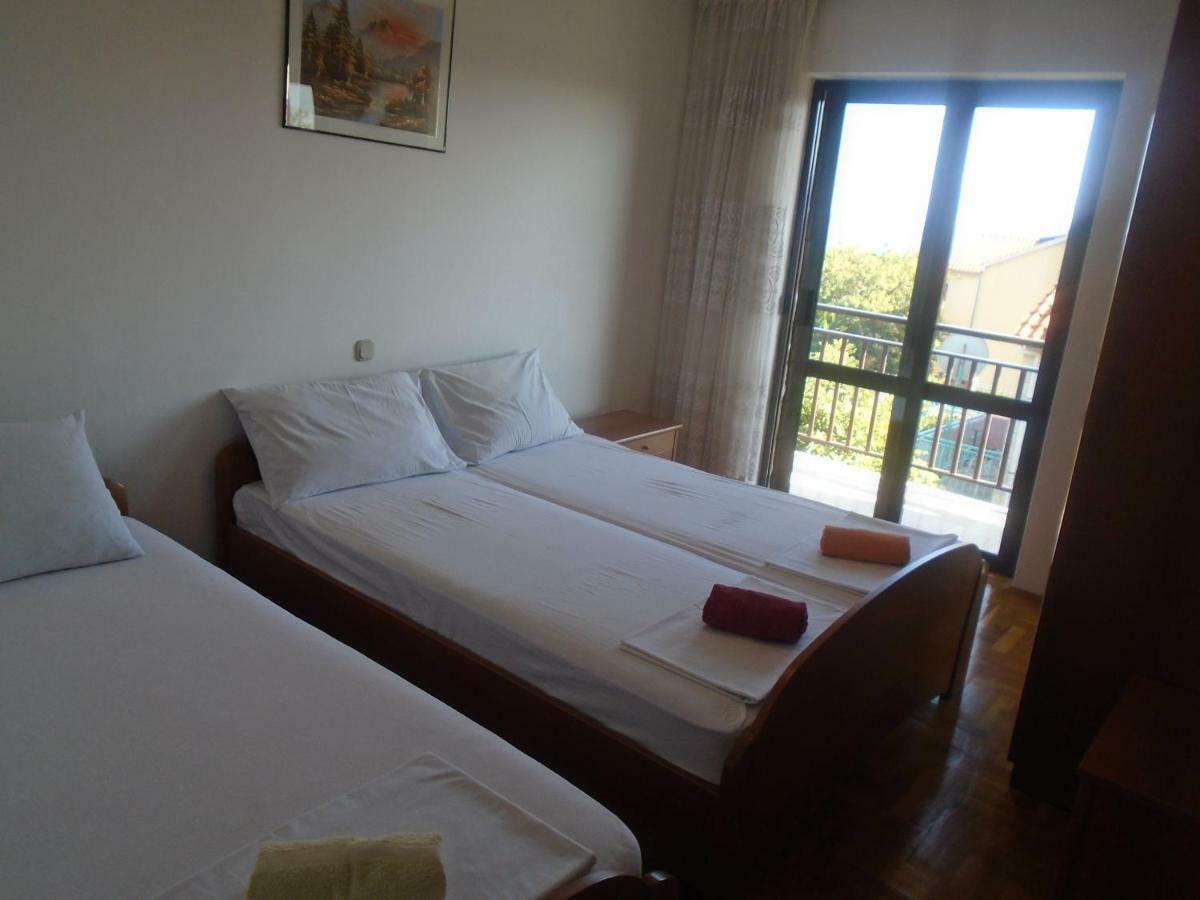 Apartments Sveti Anton Orebić Extérieur photo